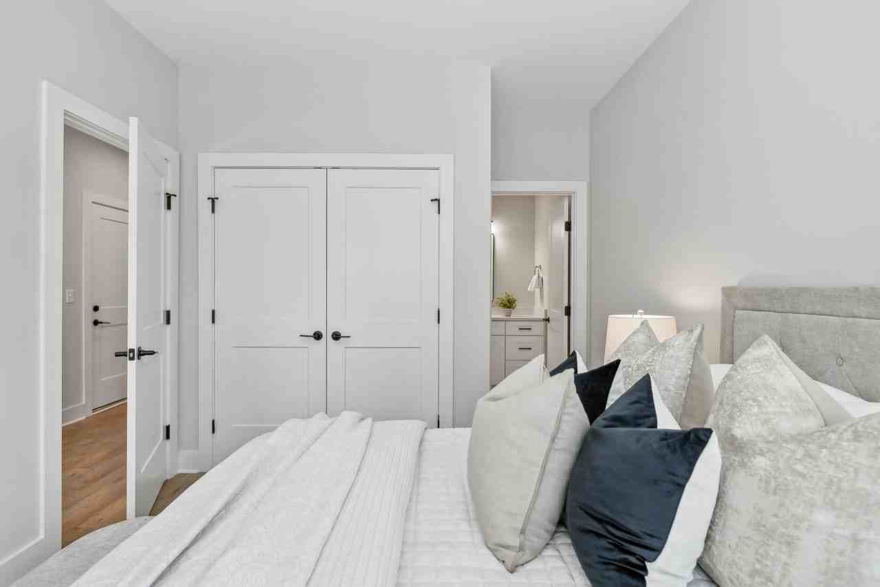 6124 Robertson Ave #5 - Photo 6 of 8