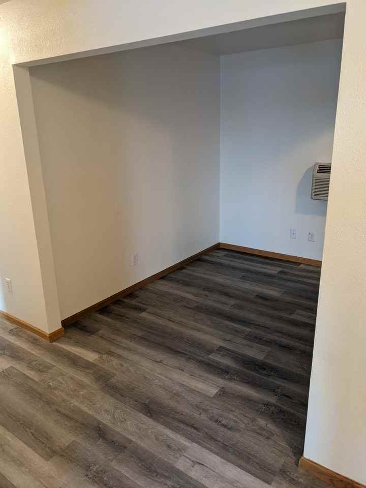 1114 Roth Ln #2 - Photo 5 of 10