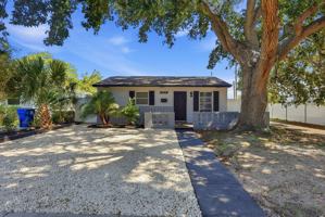 featured image of 2519 39th Ave N