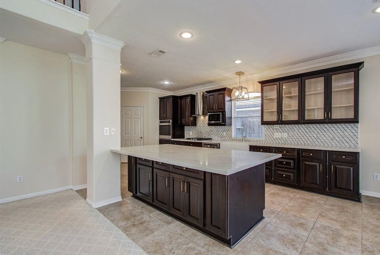 1230 Blue Leaf Dr - Photo 3 of 18