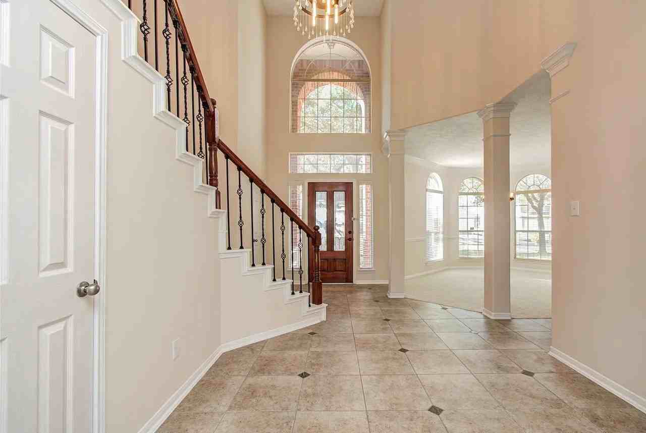1230 Blue Leaf Dr - Photo 7 of 18