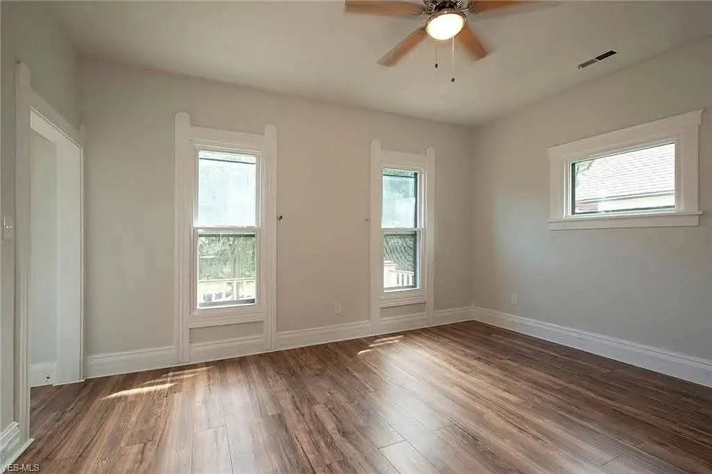 3204 Archwood Ave #UP - Photo 5 of 6