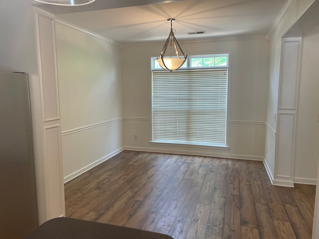 7706 Porter House Dr - Photo 4 of 15