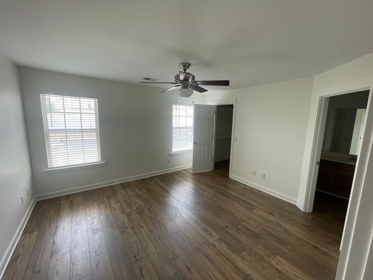 7706 Porter House Dr - Photo 7 of 15