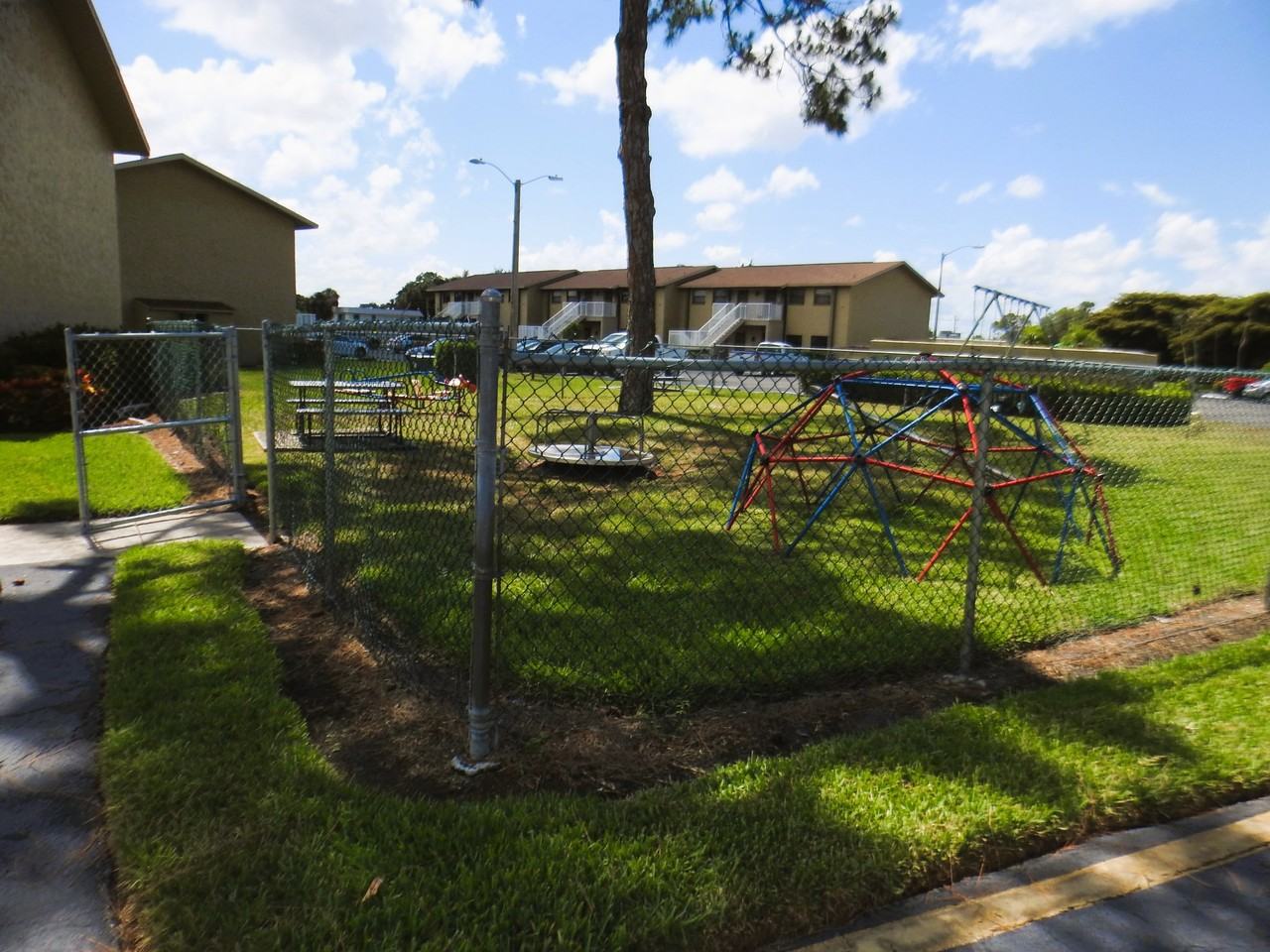 4773 Orange Grove Blvd #7 - Photo 7 of 22
