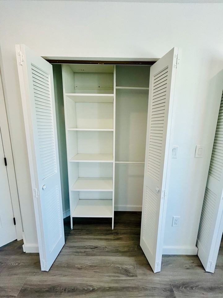 870 Windridge Cir #1 - Photo 6 of 20