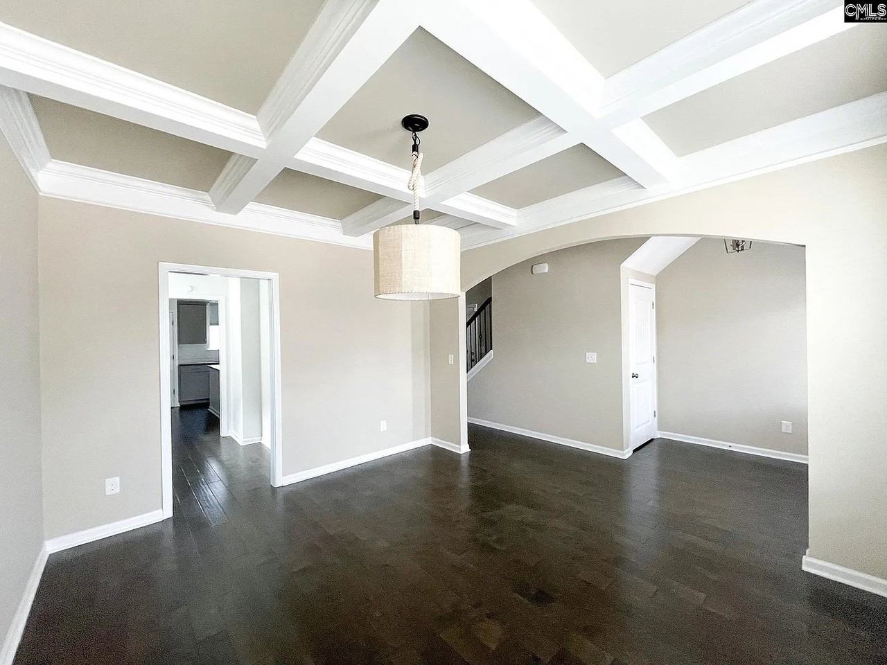 1213 Portrait Hill Dr - Photo 3 of 20