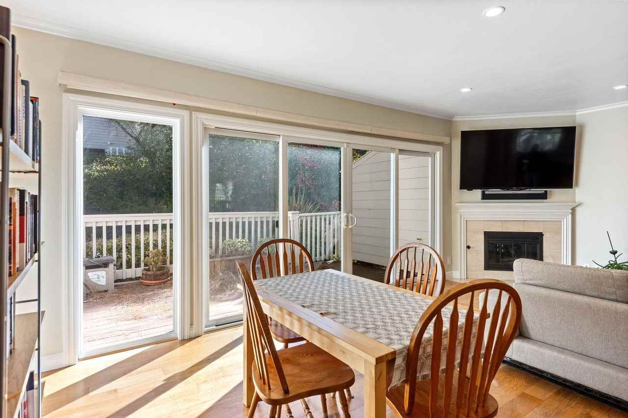431 Woodminster Dr #1 - Photo 4 of 40