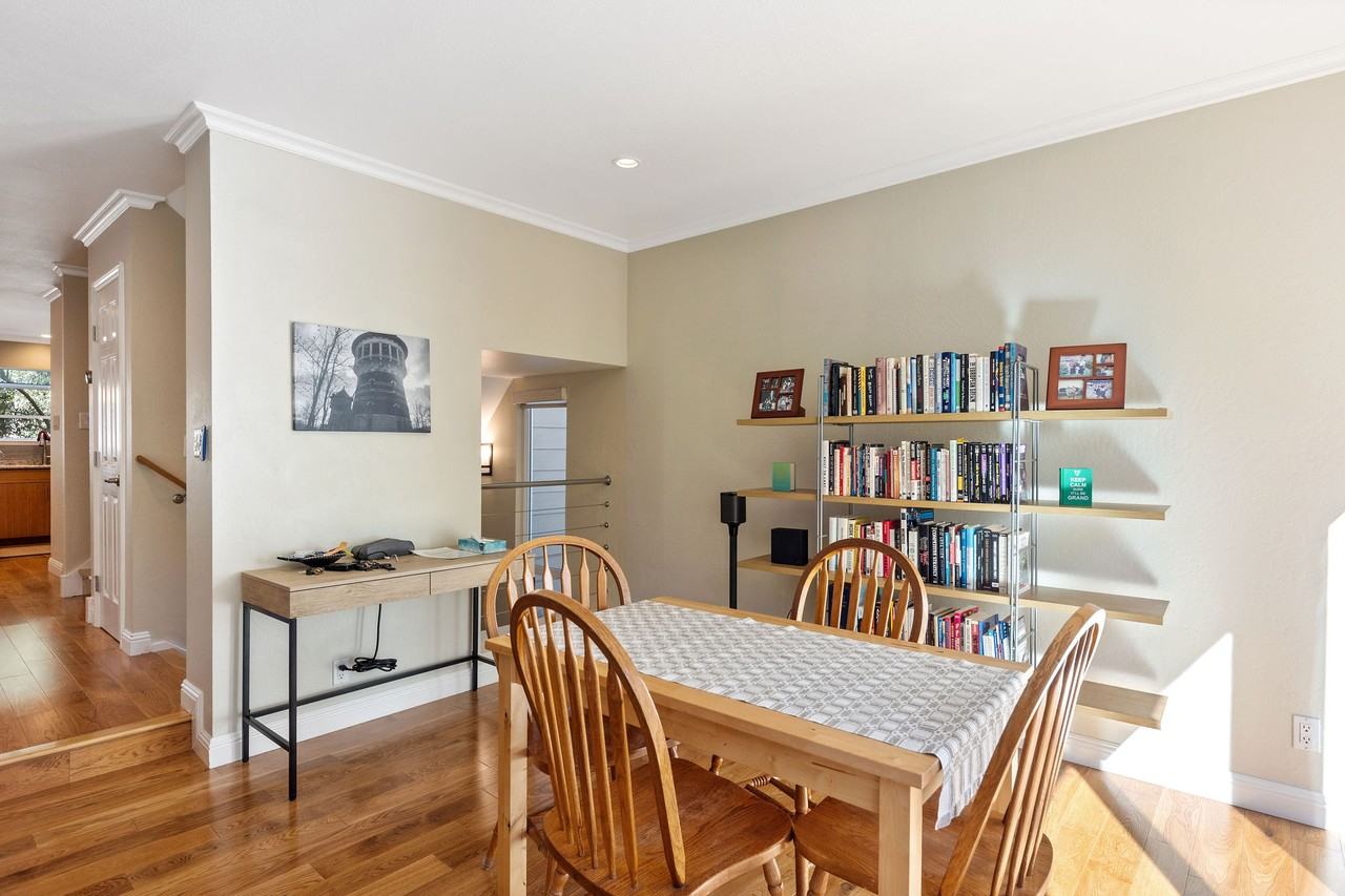 431 Woodminster Dr #1 - Photo 5 of 40