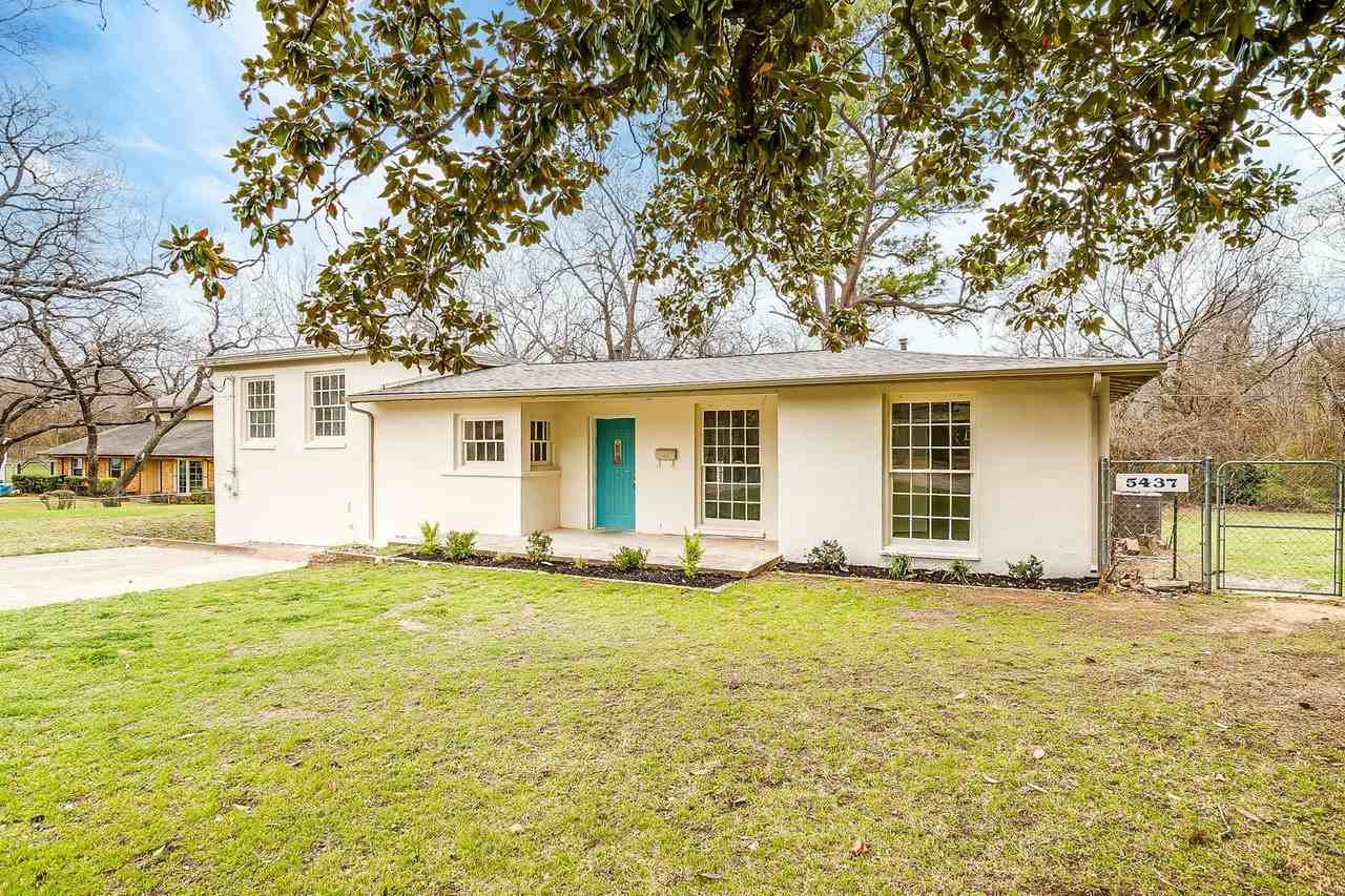 5437 Sam Calloway Rd - Photo 3 of 40