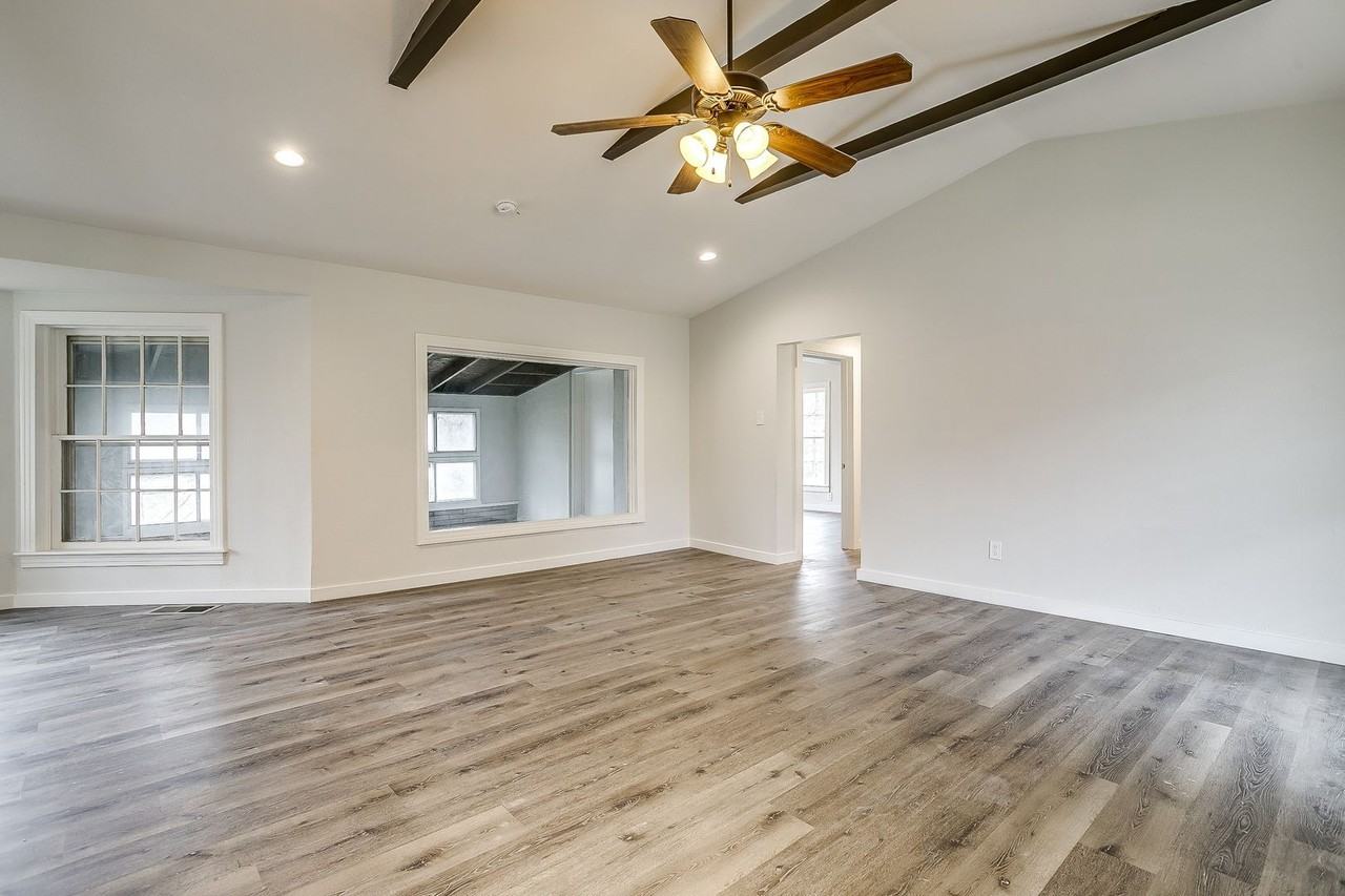 5437 Sam Calloway Rd - Photo 7 of 40