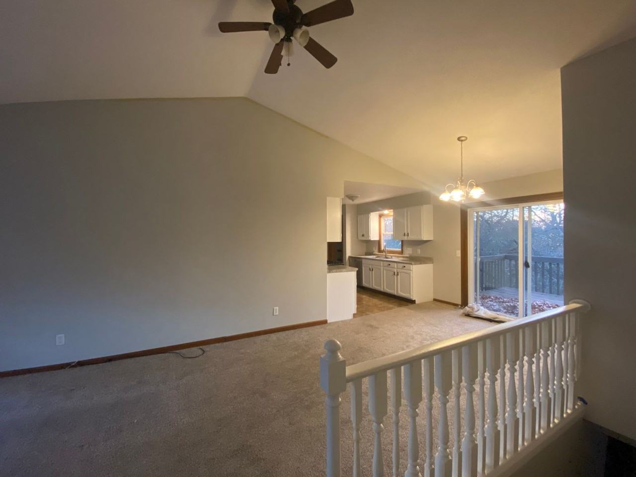 6770 Pleasantview St Ne - Photo 6 of 36
