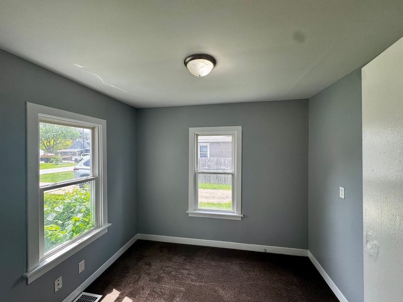 206 W 19th Ave - Photo 5 of 15