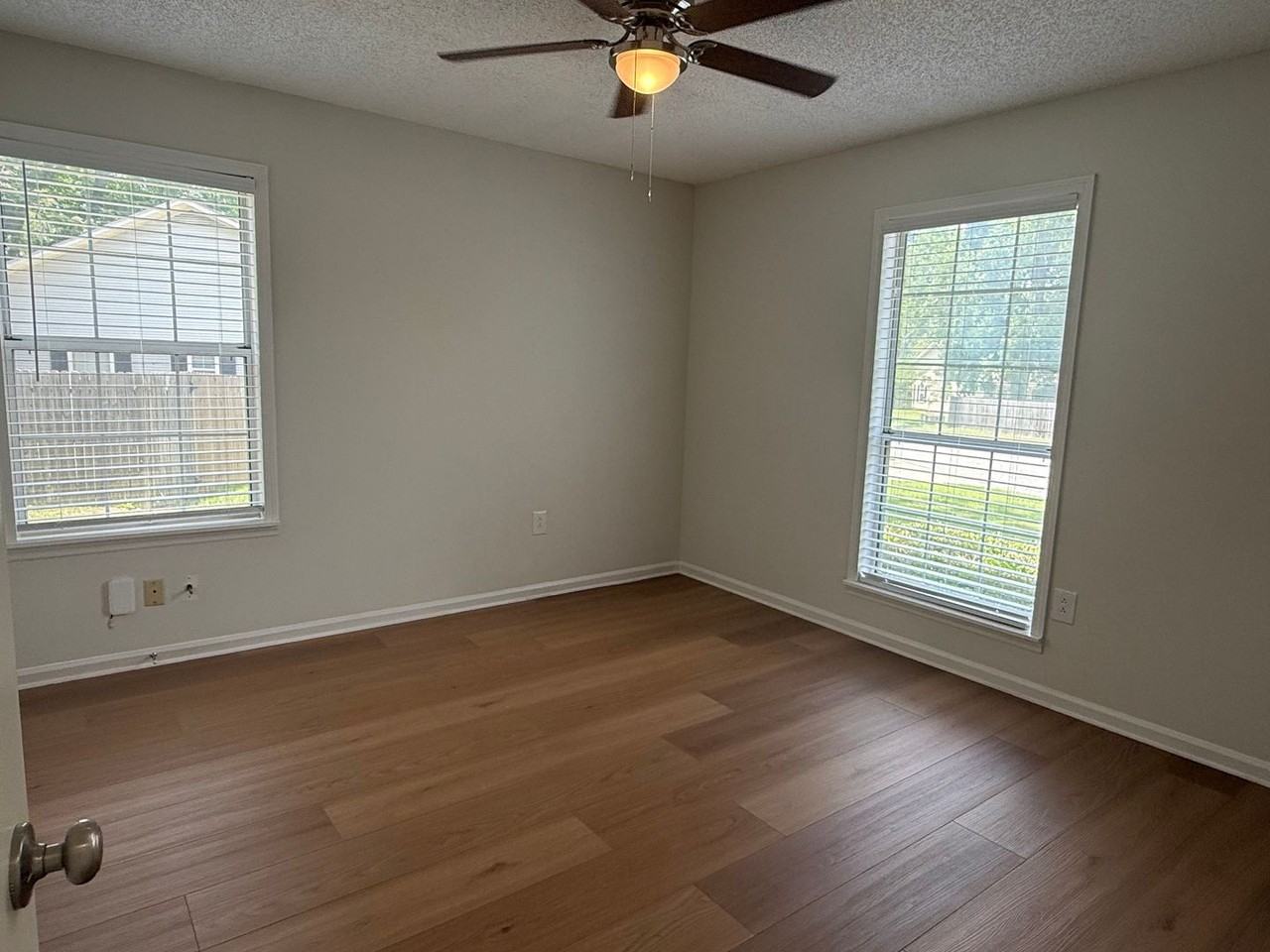 2859 Fawnwood Cir - Photo 4 of 17