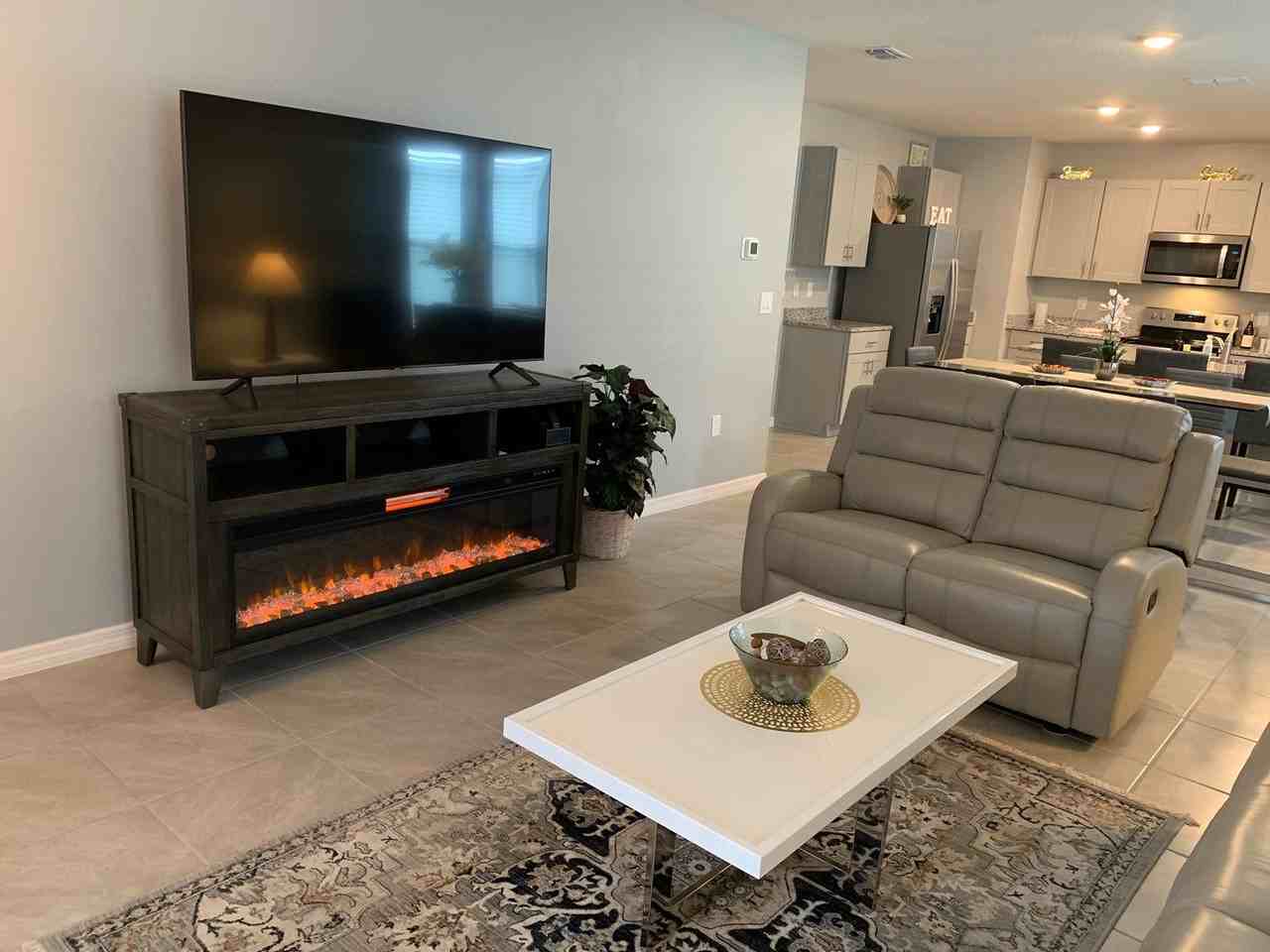 842 Gunnison Dr - Photo 3 of 13