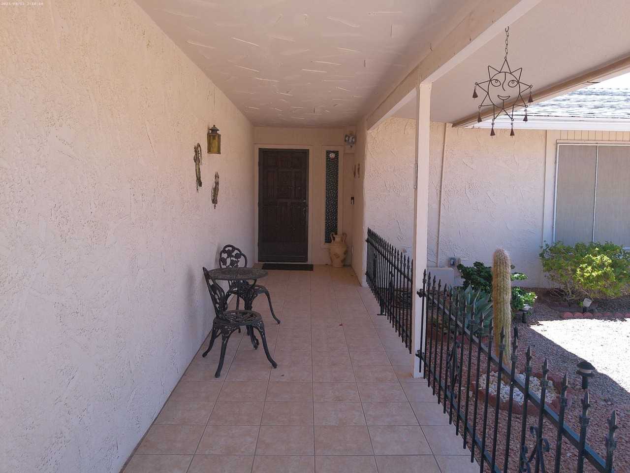 3713 Mission Dr S - Photo 3 of 32
