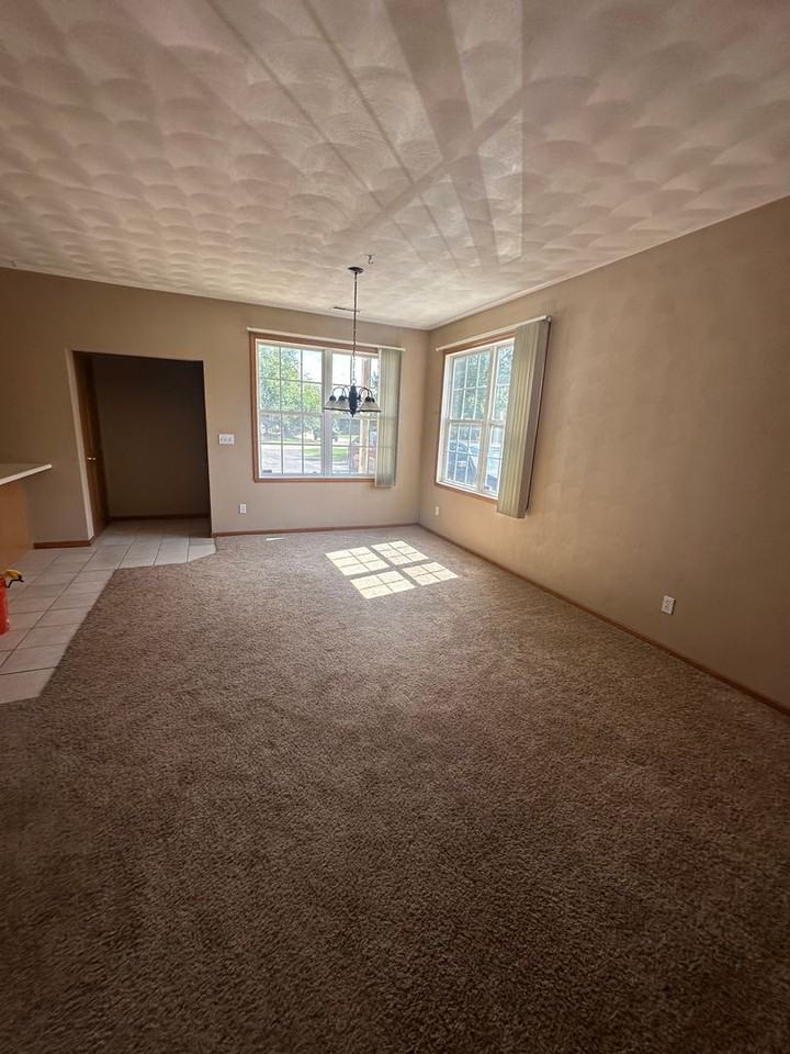 10340 Metalmark Ln - Photo 6 of 14