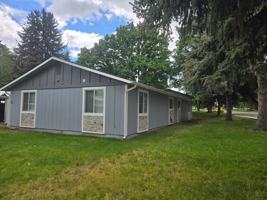 featured image of 1006 E Gilbert Ave