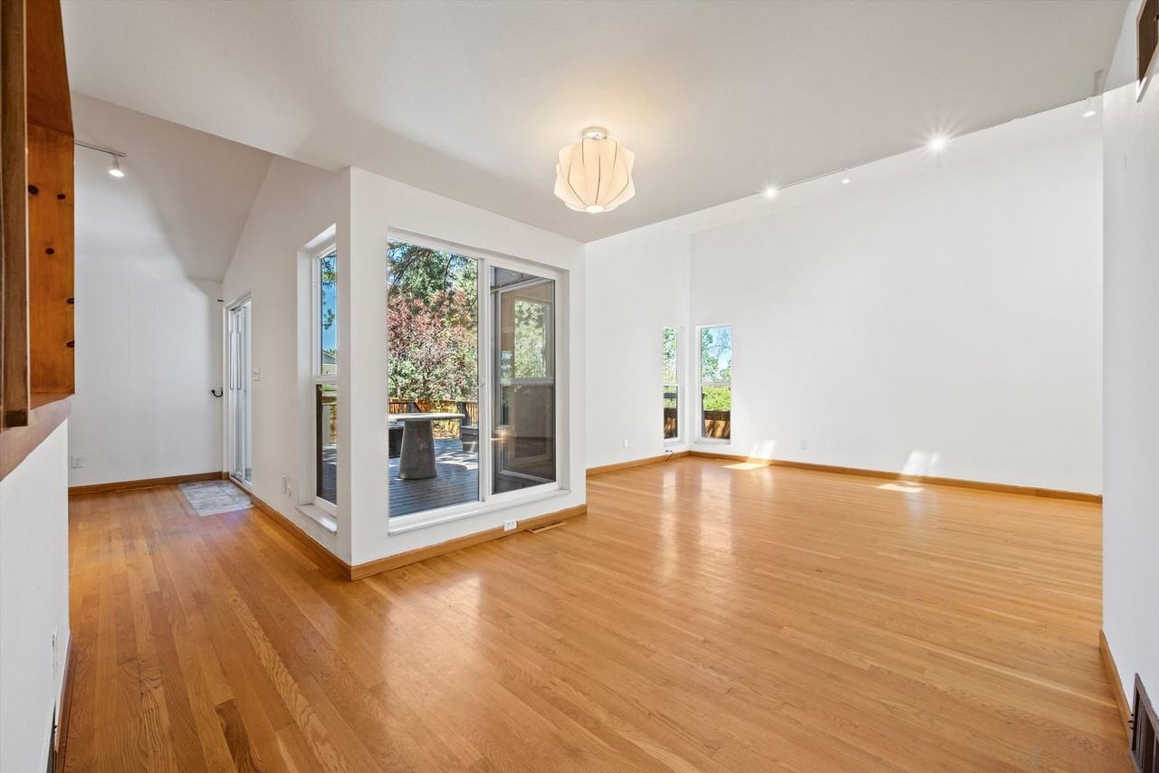11127 E Berry Ave - Photo 7 of 29