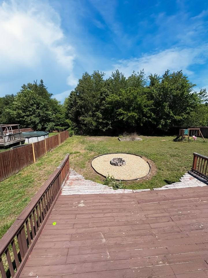 1317 Sunfield Dr - Photo 6 of 30