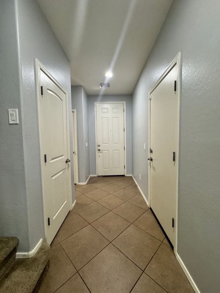 12055 W Tether Trl - Photo 7 of 46
