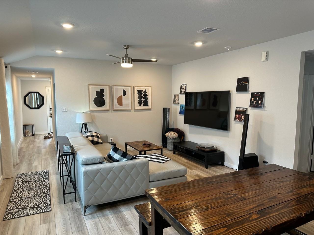 944 Lady Bird Ln - Photo 3 of 6