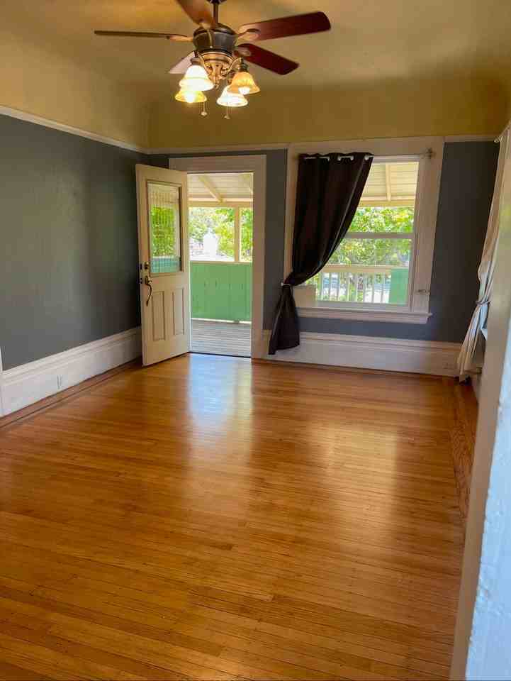 1539 Central Ave #C - Photo 3 of 19
