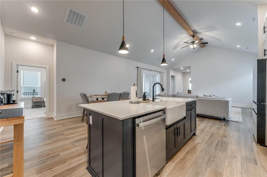 6807 Autumn Ave - Photo 3 of 18