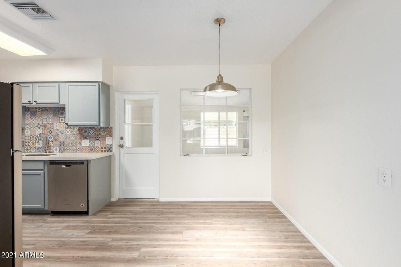 4016 E Indianola Ave - Photo 5 of 22