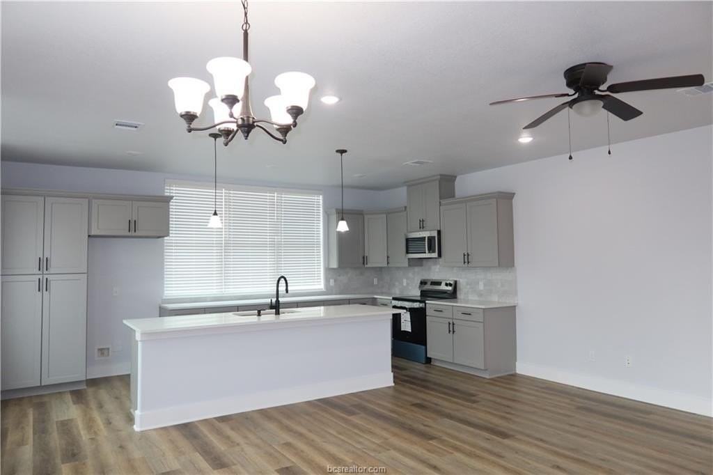 2156 Big River St - Photo 3 of 31
