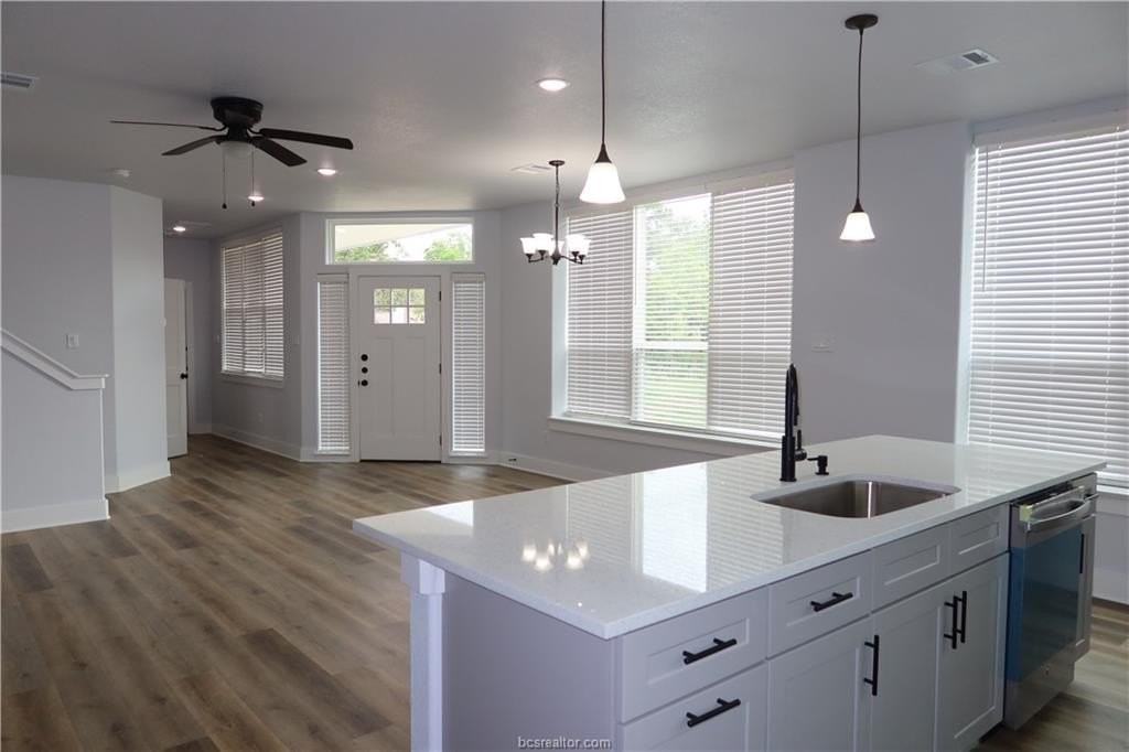 2156 Big River St - Photo 6 of 31