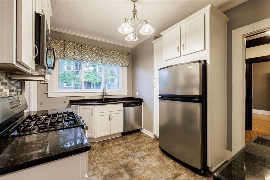 100 Highland Ave - Photo 6 of 21