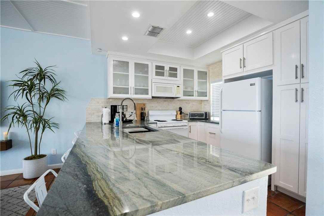 14130 N Cabana St #5B - Photo 4 of 34