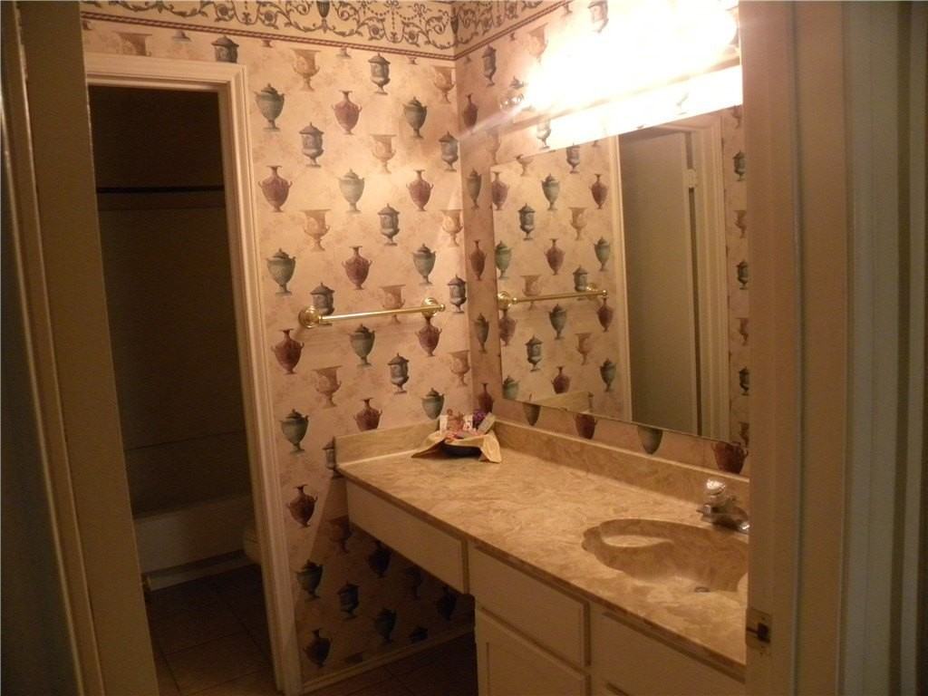 4818 Elmhurst Ln - Photo 6 of 6