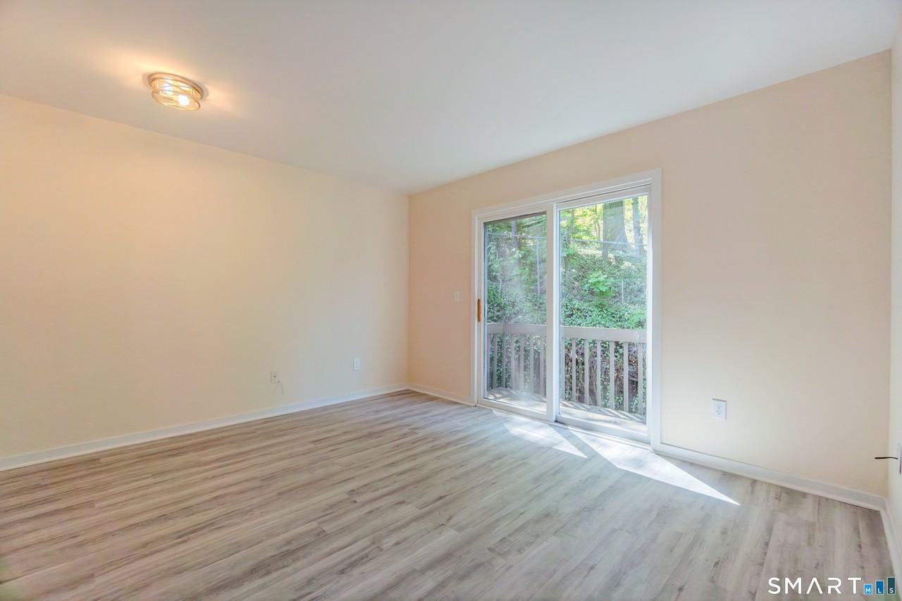 78 York St #1 - Photo 3 of 20