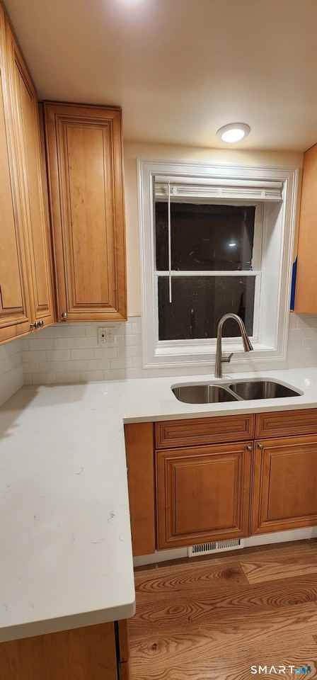 720 Main St #1stFL - Photo 5 of 22