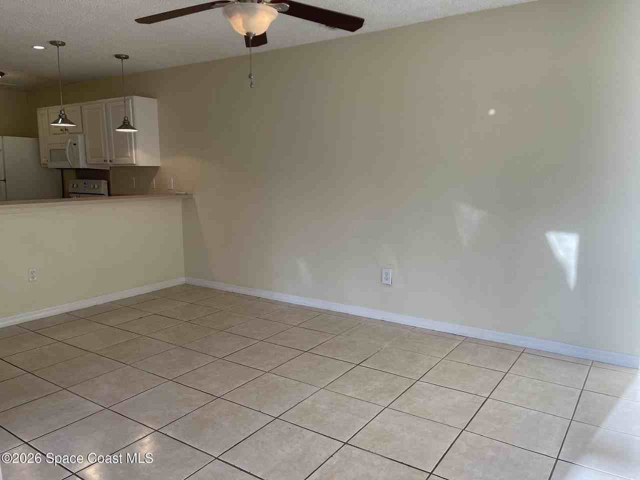 1495 Malibu Cir Ne - Photo 4 of 25