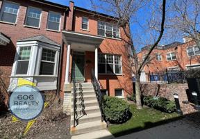 featured image of 220 W Scott St #G