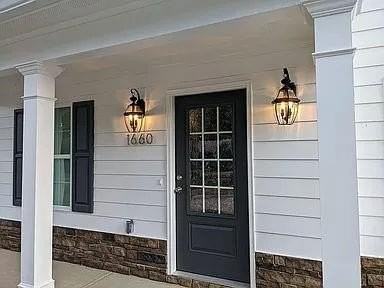 1660 Meadow Lark Ln - Photo 3 of 13