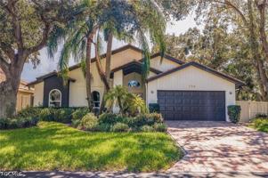 featured image of 720 White Sand Dr Ne