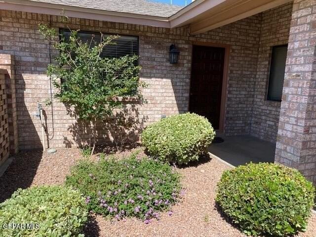 7041 Orizaba Ave #A - Photo 4 of 17