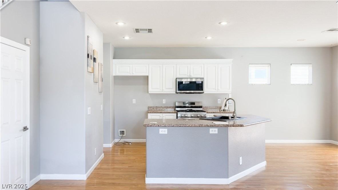 3610 Pinnate Dr - Photo 3 of 17