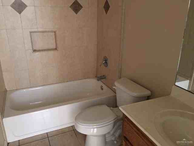 1300 E Quail St - Photo 7 of 11