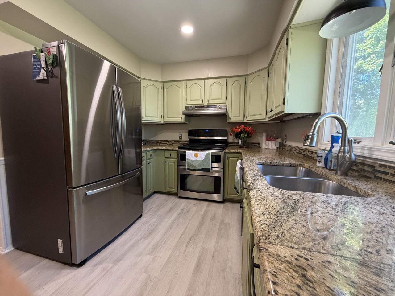 731 Jenks Blvd - Photo 6 of 16