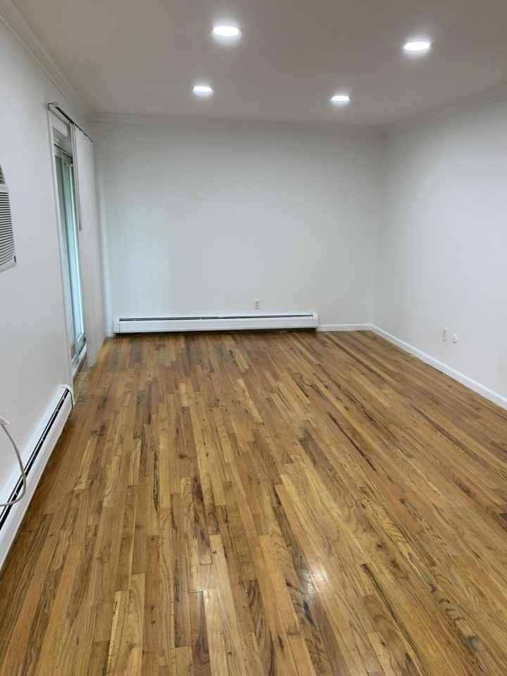 1727 E 14 Mile Rd - Photo 4 of 10