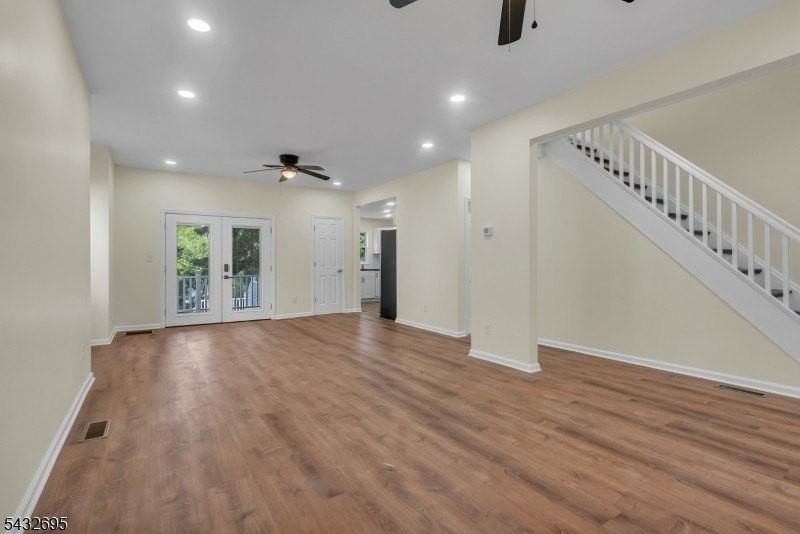 310 Summer St - Photo 5 of 35