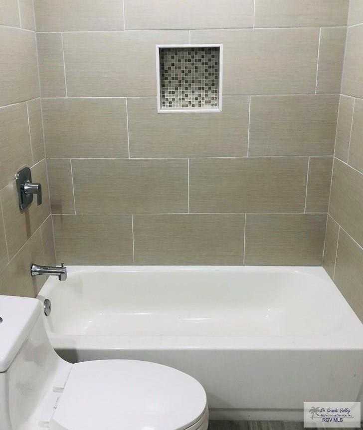 3901 Las Palmas Cir - Photo 5 of 10