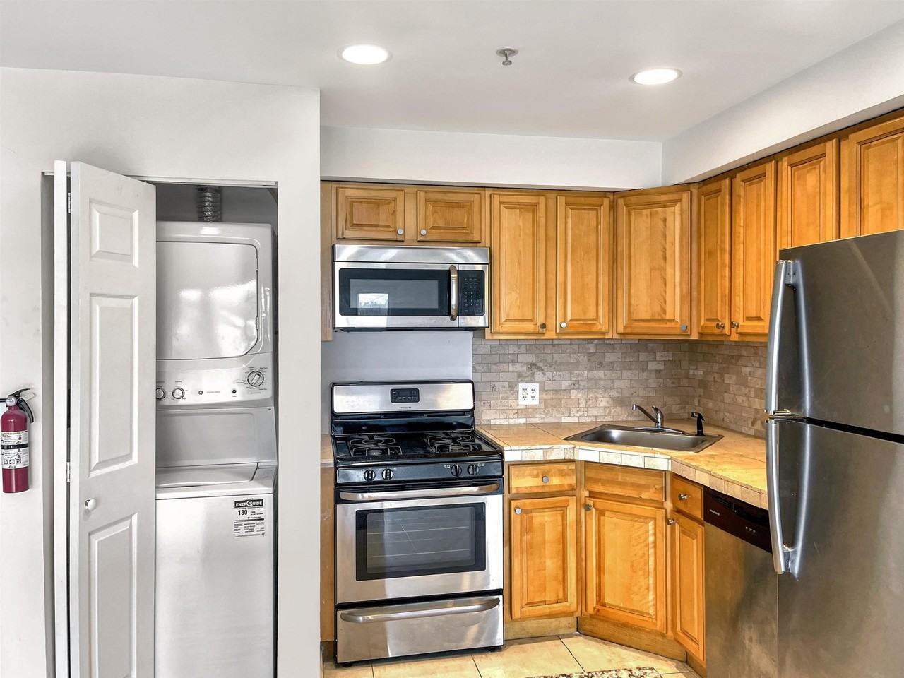 8913 Riverside Pl #3 - Photo 6 of 17
