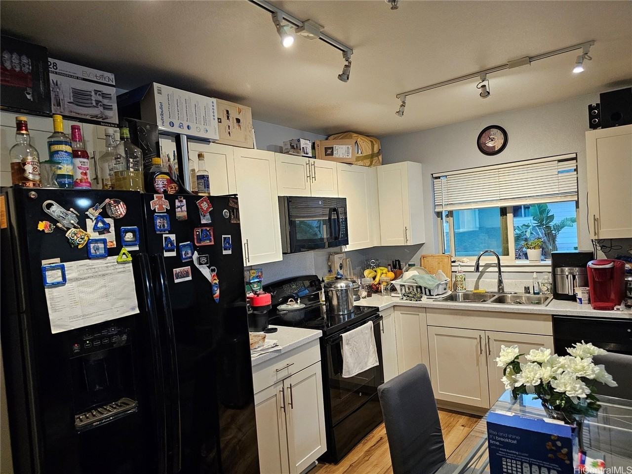 801 Kakala St #1006 - Photo 2 of 15