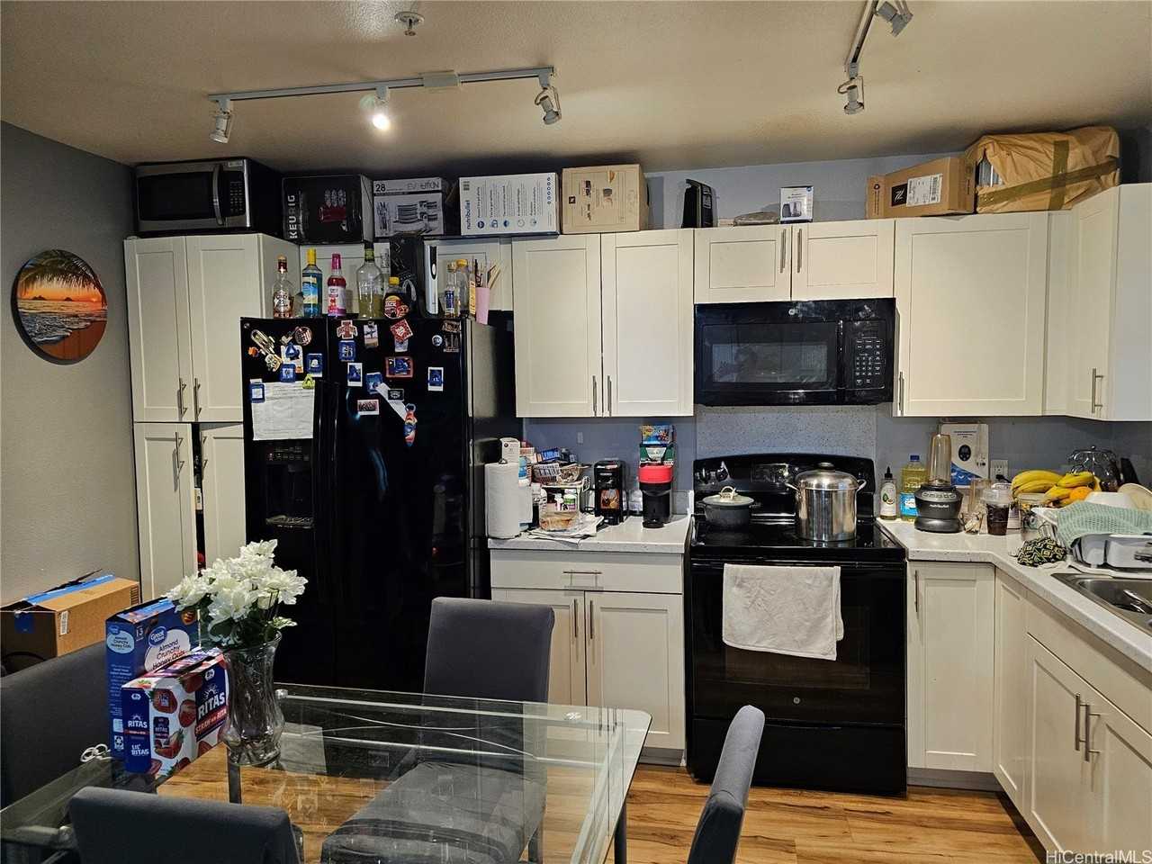 801 Kakala St #1006 - Photo 3 of 15